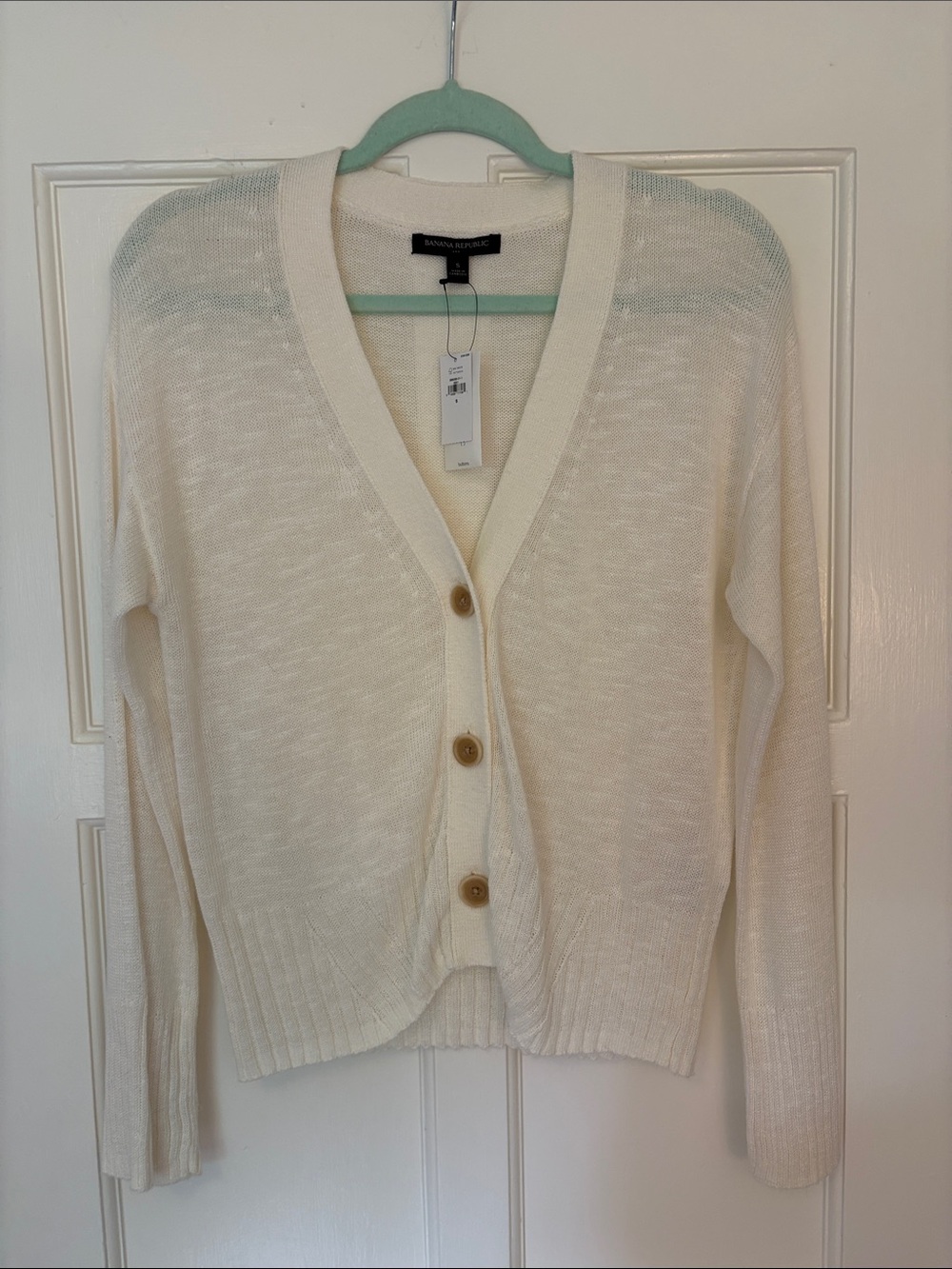 Banana Republic Ivory V-Neck Button Front Cardigan